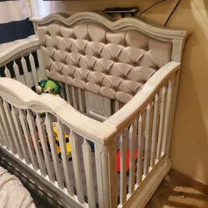 Baby crib